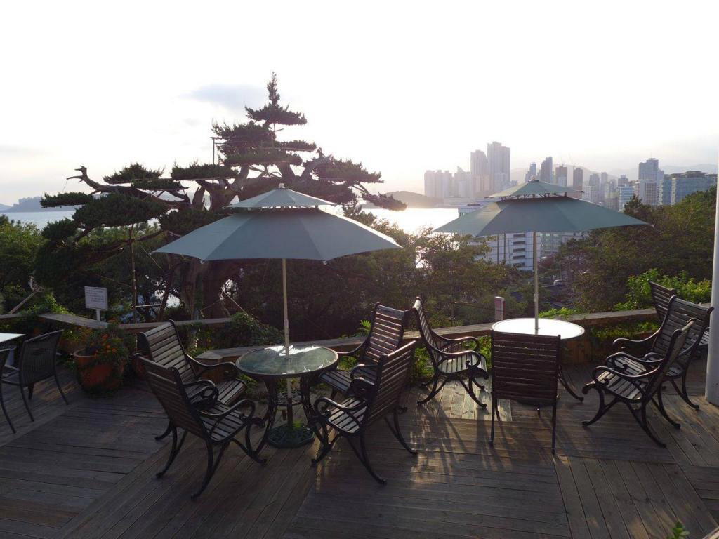 ì¬ë맨ì (Old Mansion) restaurant in Busan, South Korea