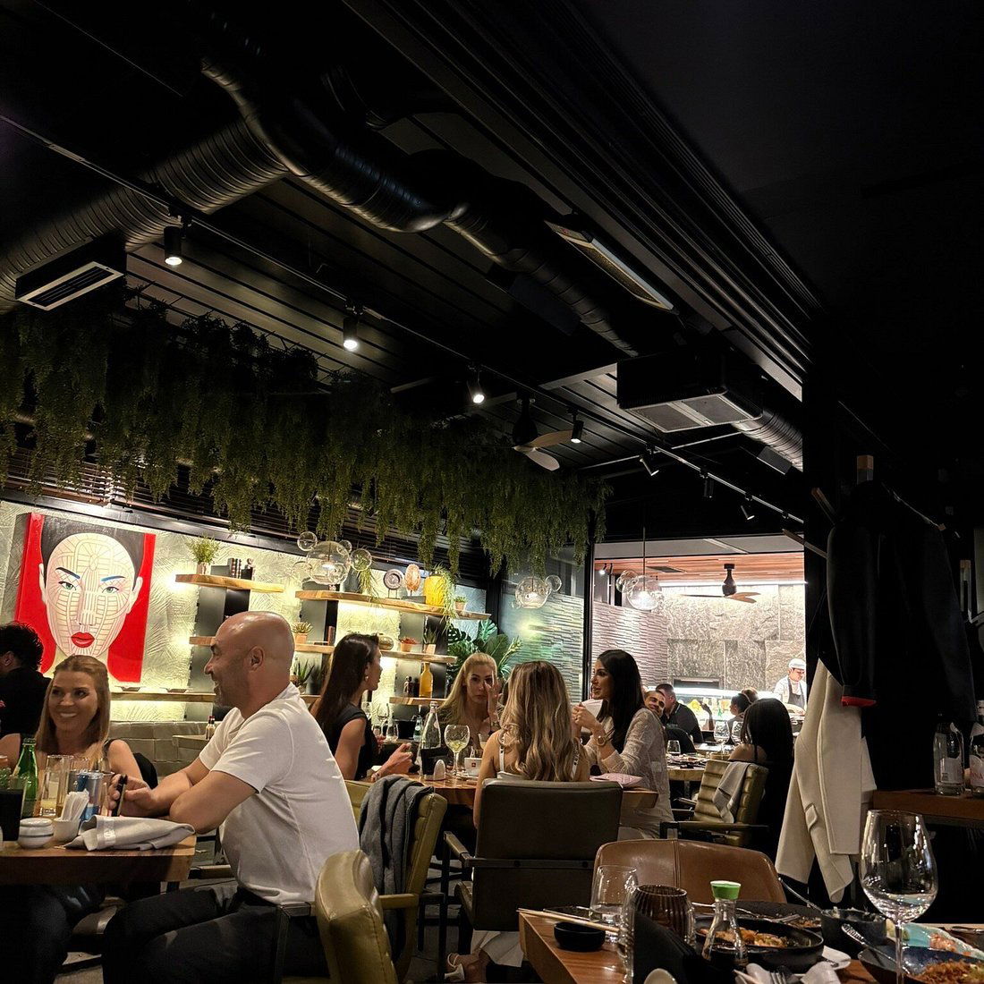 Pure & Sense Restaurant, Restaurant in Sofia