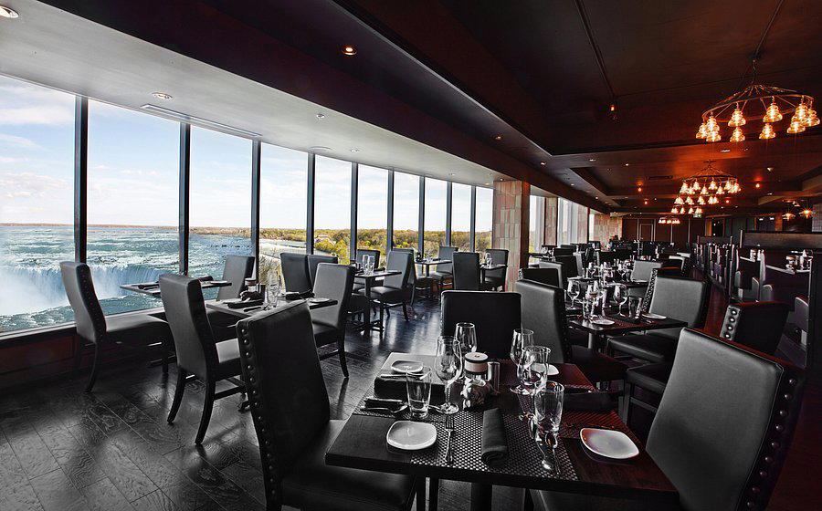 Morton's Grille Niagara Falls restaurant in Niagara Falls, Canada
