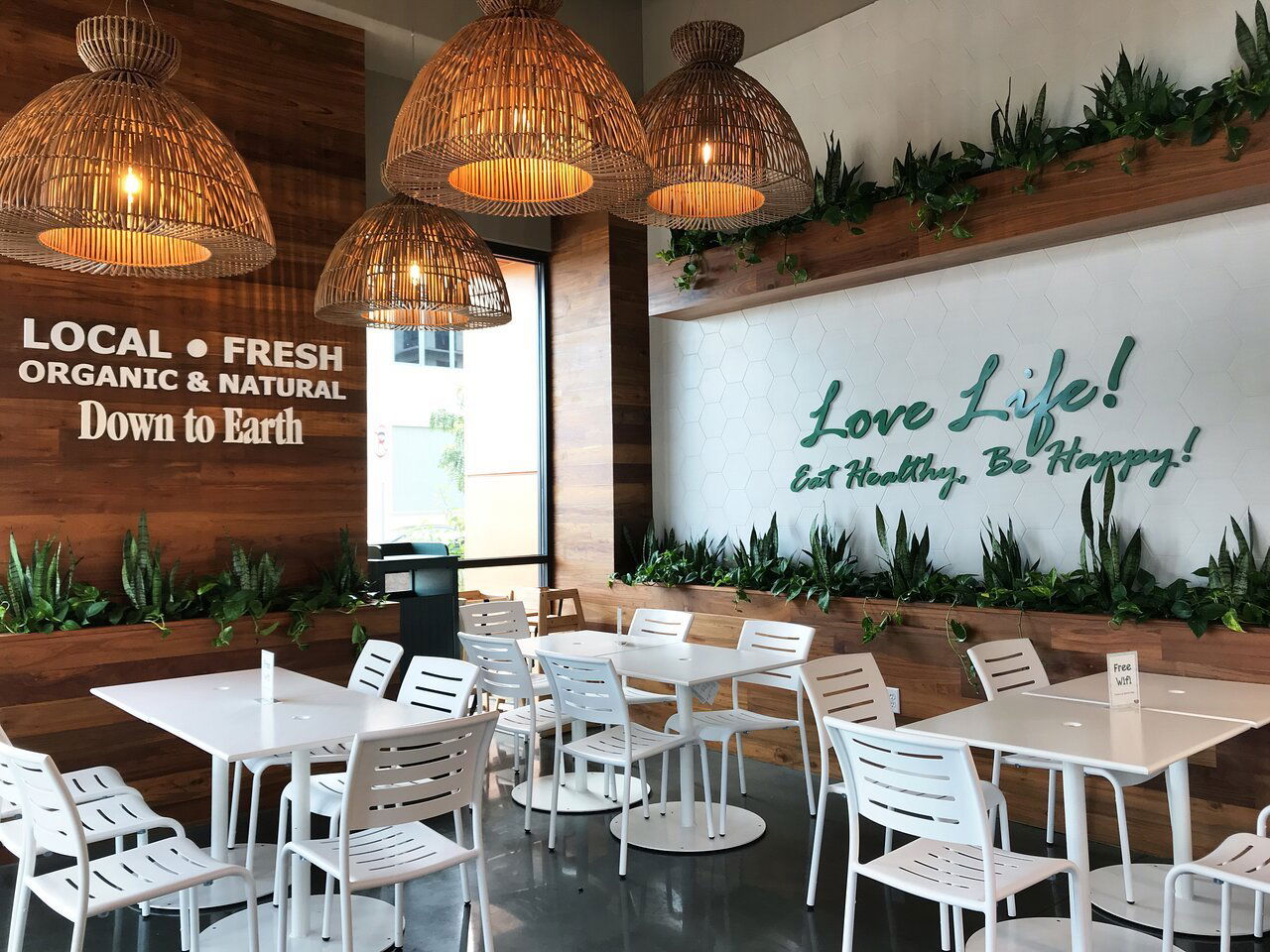 Down to Earth Organic & Natural Kakaako, Restaurant in Honolulu