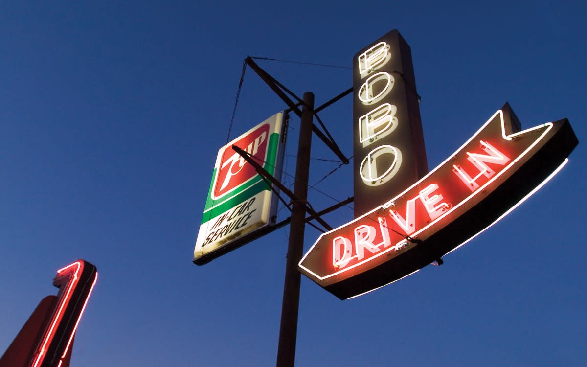 Bobo's Drive In restaurant in Topeka, United States