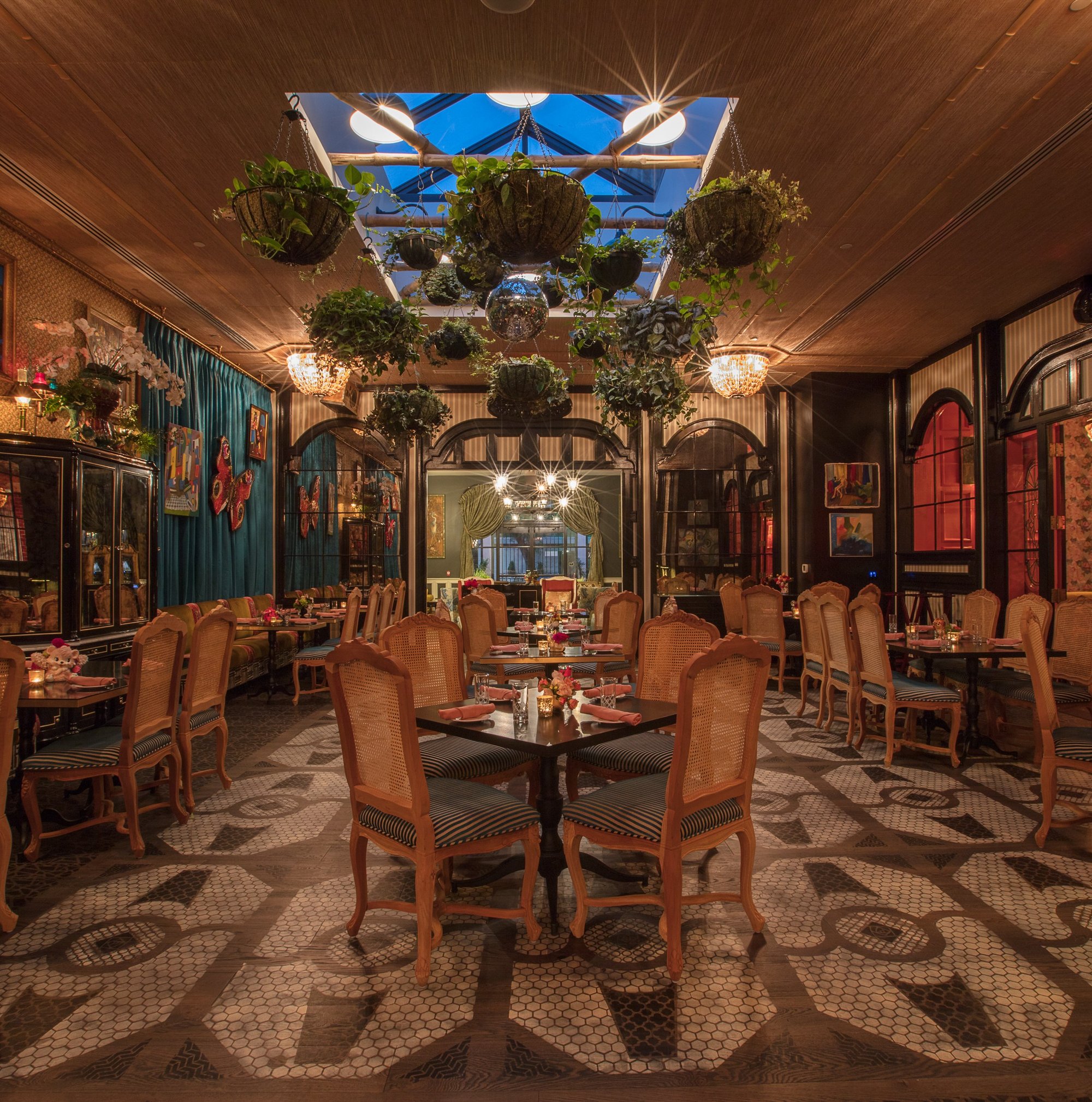 Mosquito Supper Club restaurant in New Orleans, United States