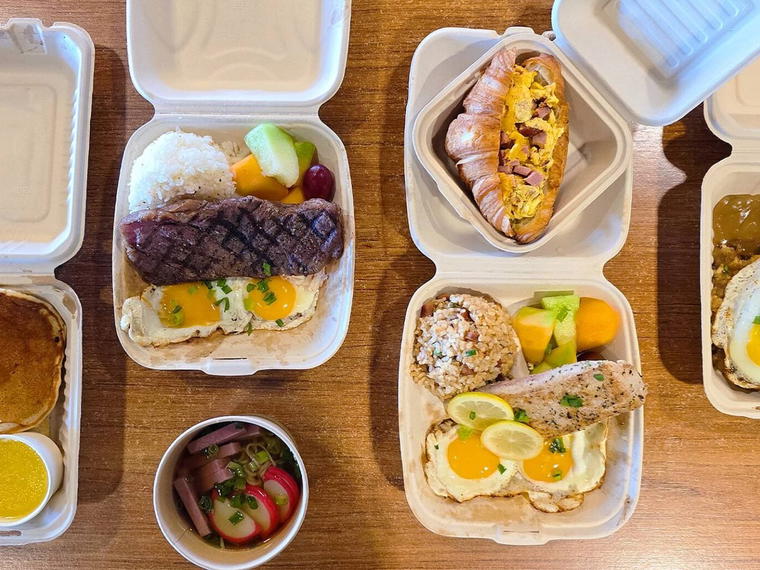 Nico's Pier 38, Honolulu, United States