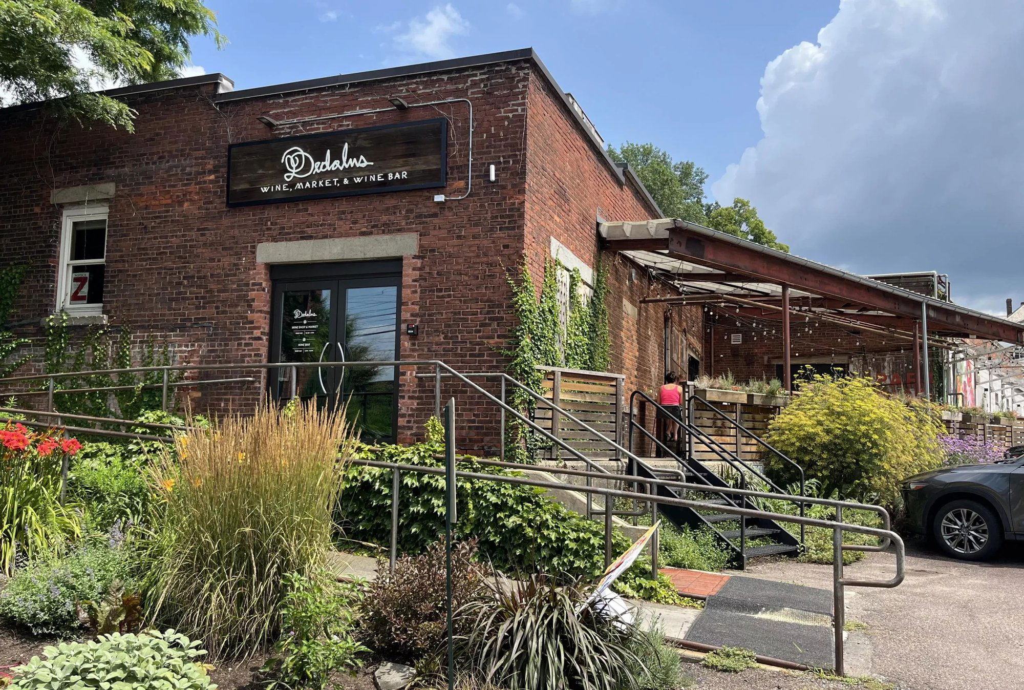 Paradiso Hi-Fi, Restaurant in Burlington