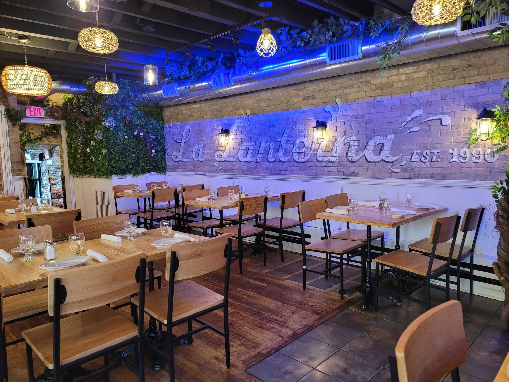 La Lanterna Ristorante & Caffe