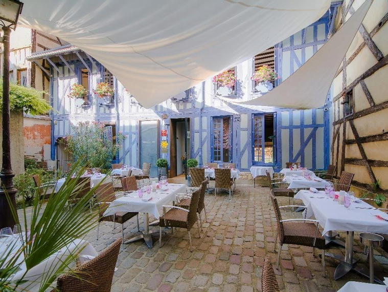 Le Valentino, Troyes, France