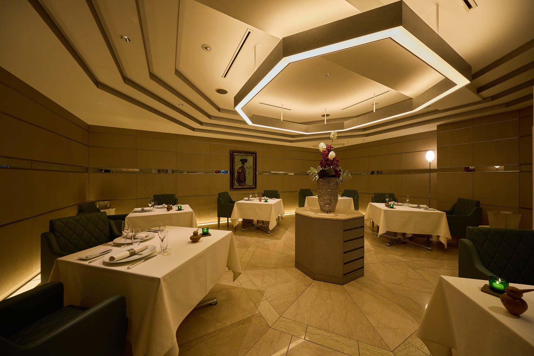 ラ・ベカス restaurant in Osaka Shi, Japan