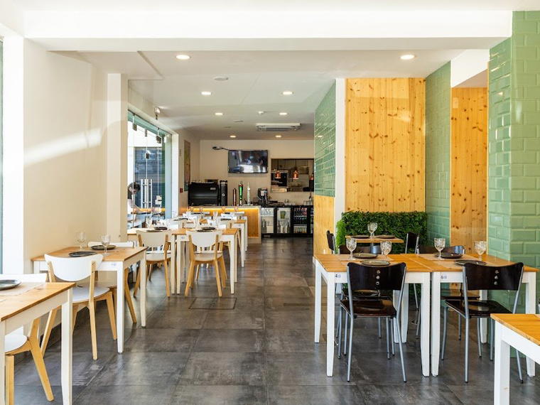 Padoca Vegan Restaurant, Vila Nova de Gaia, Portugal