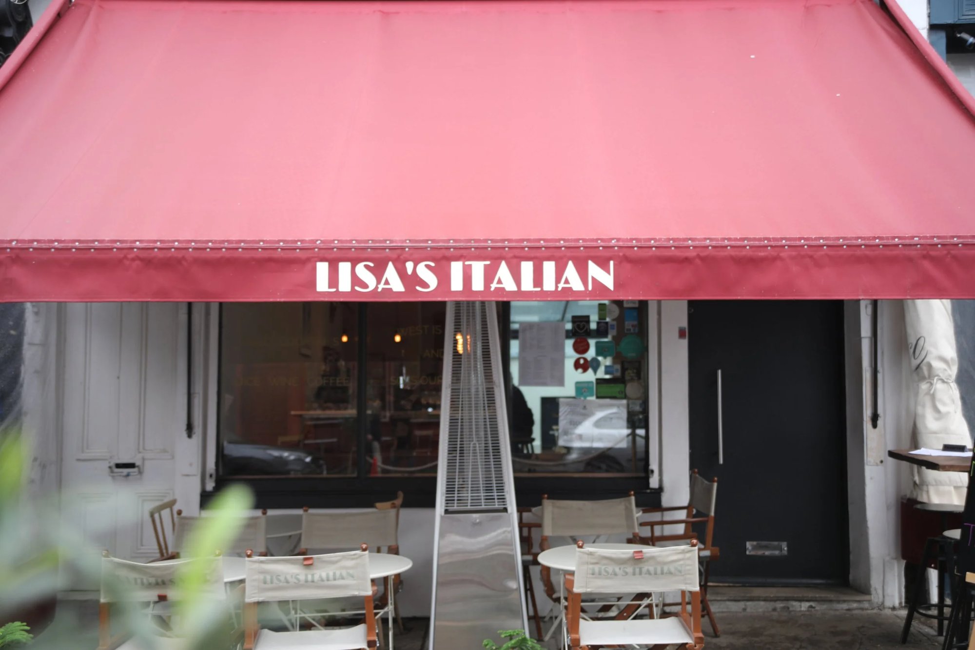 Lisa's, Restaurant in London