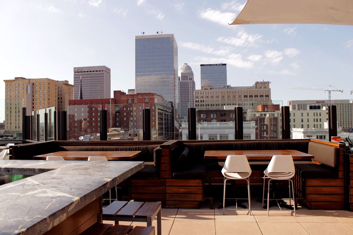 8UP Elevated Drinkery & Kitchen restaurant in Louisville
