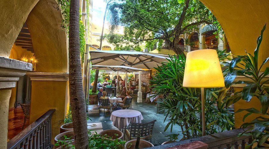 Patio del Níspero, Restaurant in San Juan