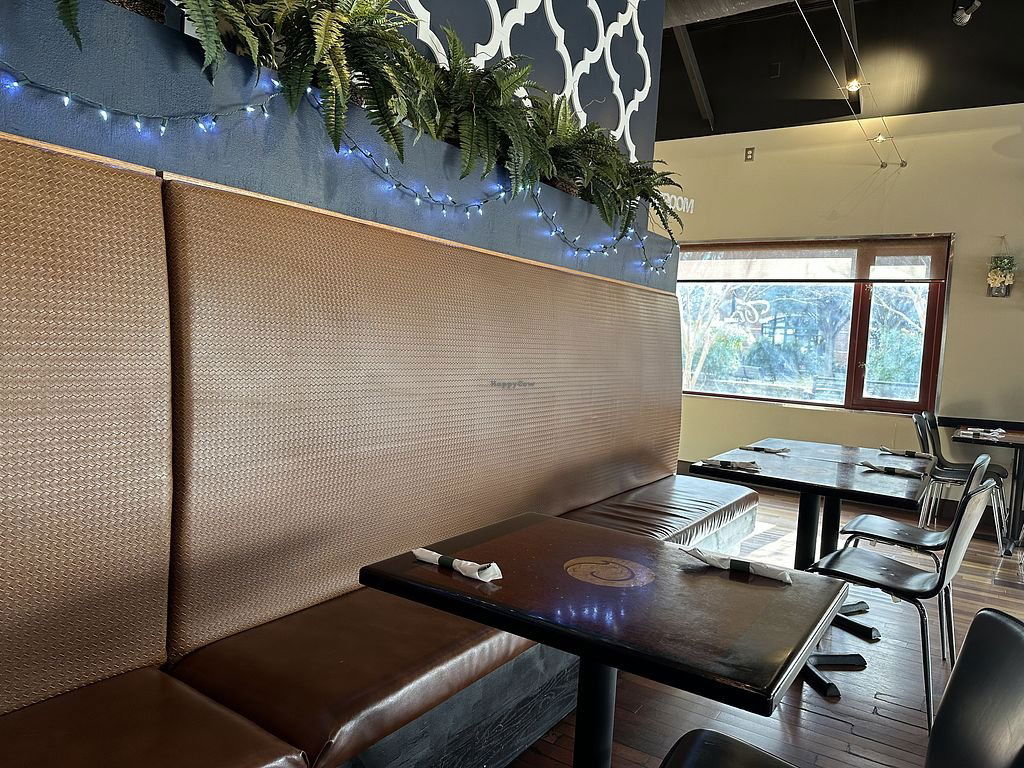 Thai Tanium, Restaurant in Gaithersburg