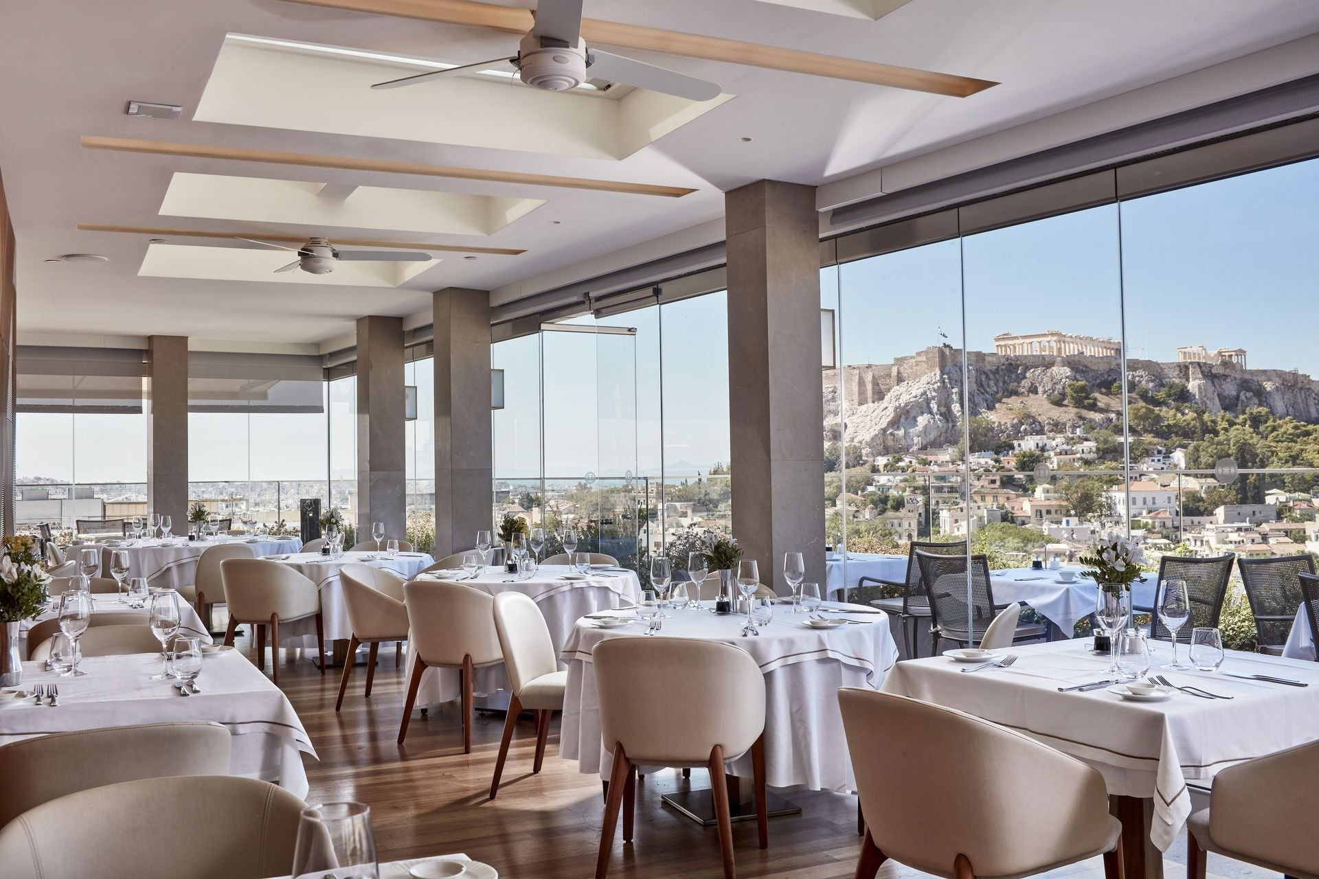 Metropolis Roof Garden, Restaurant in Athina