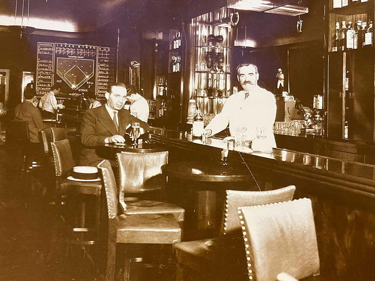 Cliff Bell's, Detroit, United States