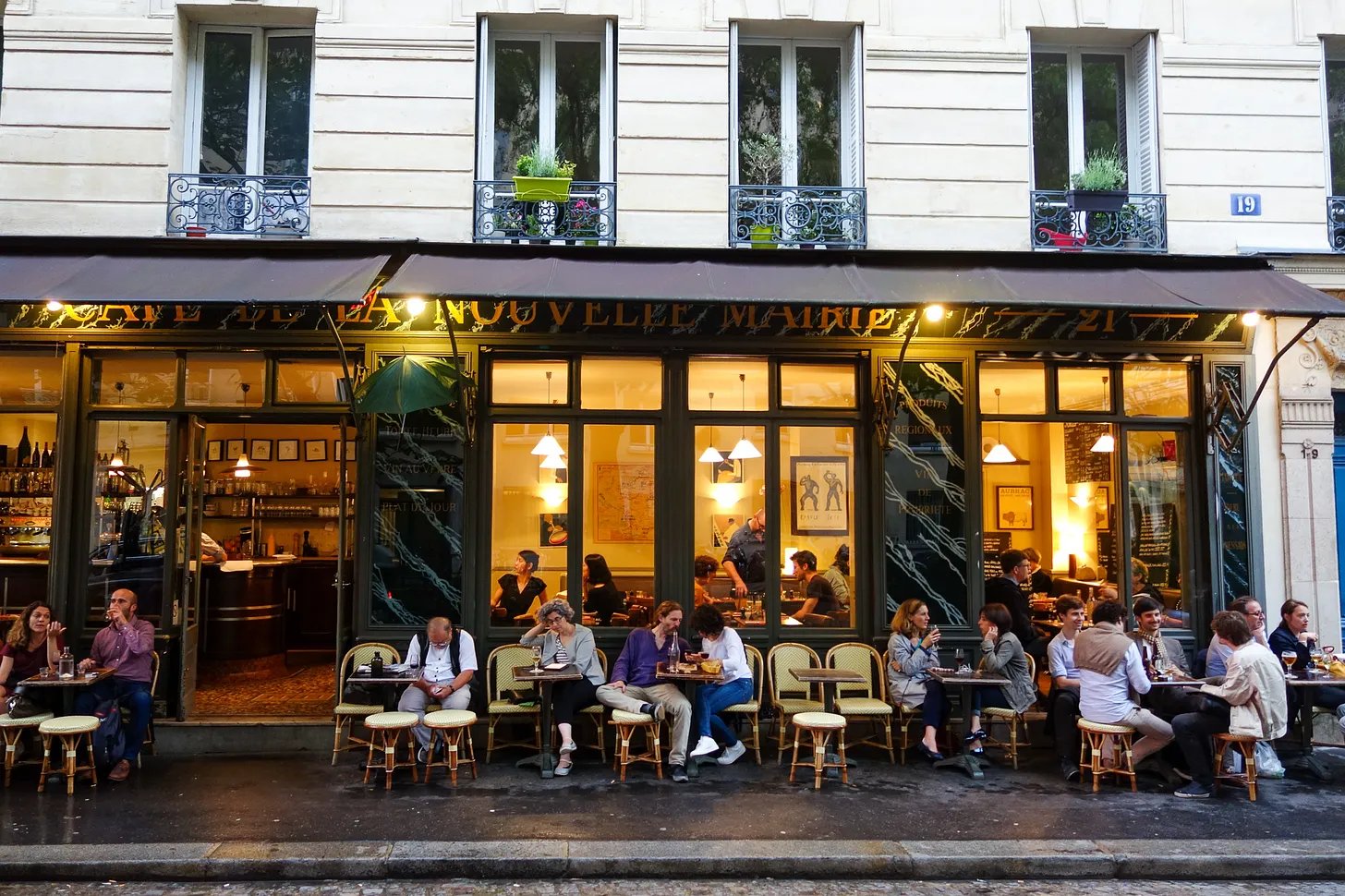 Café de la Nouvelle Mairie restaurant in Paris, France