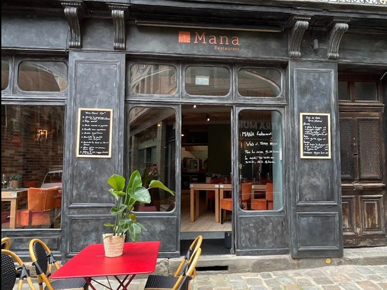 Mana, Saint Malo, France