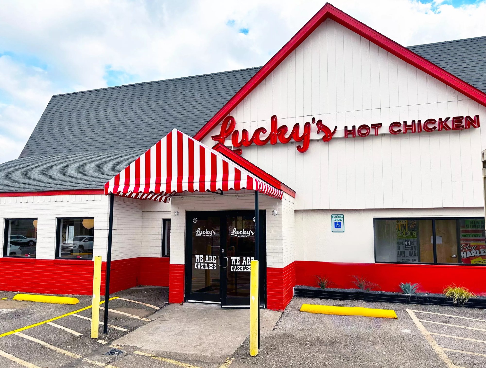 Lucky's Hot Chicken