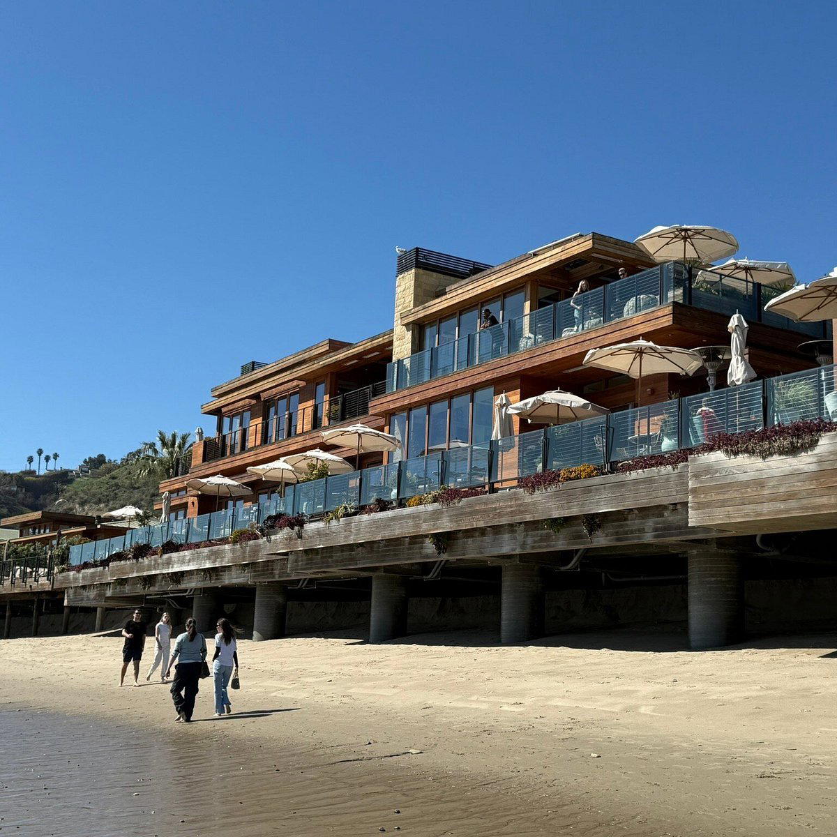 Little Beach House Malibu restaurant in Malibu