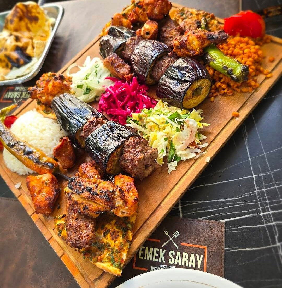 Emek Saray Restaurant, Restaurant in Fatih