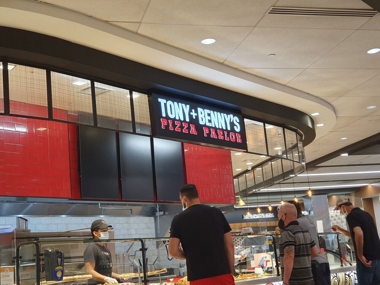 Tony and Benny’s, Restaurant in Newark
