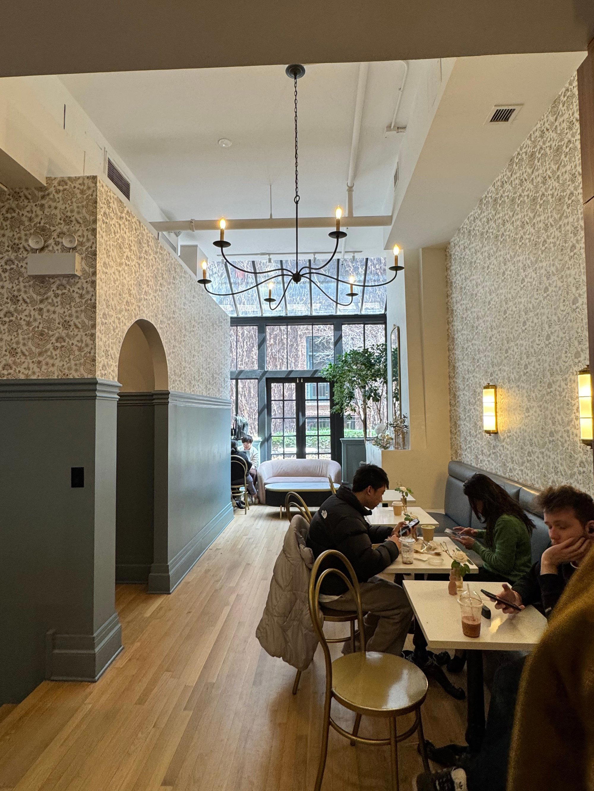 Cafe Cremerie restaurant in Chicago, United States