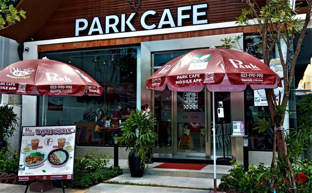 Café Monivong, Restaurant in Phnom Penh