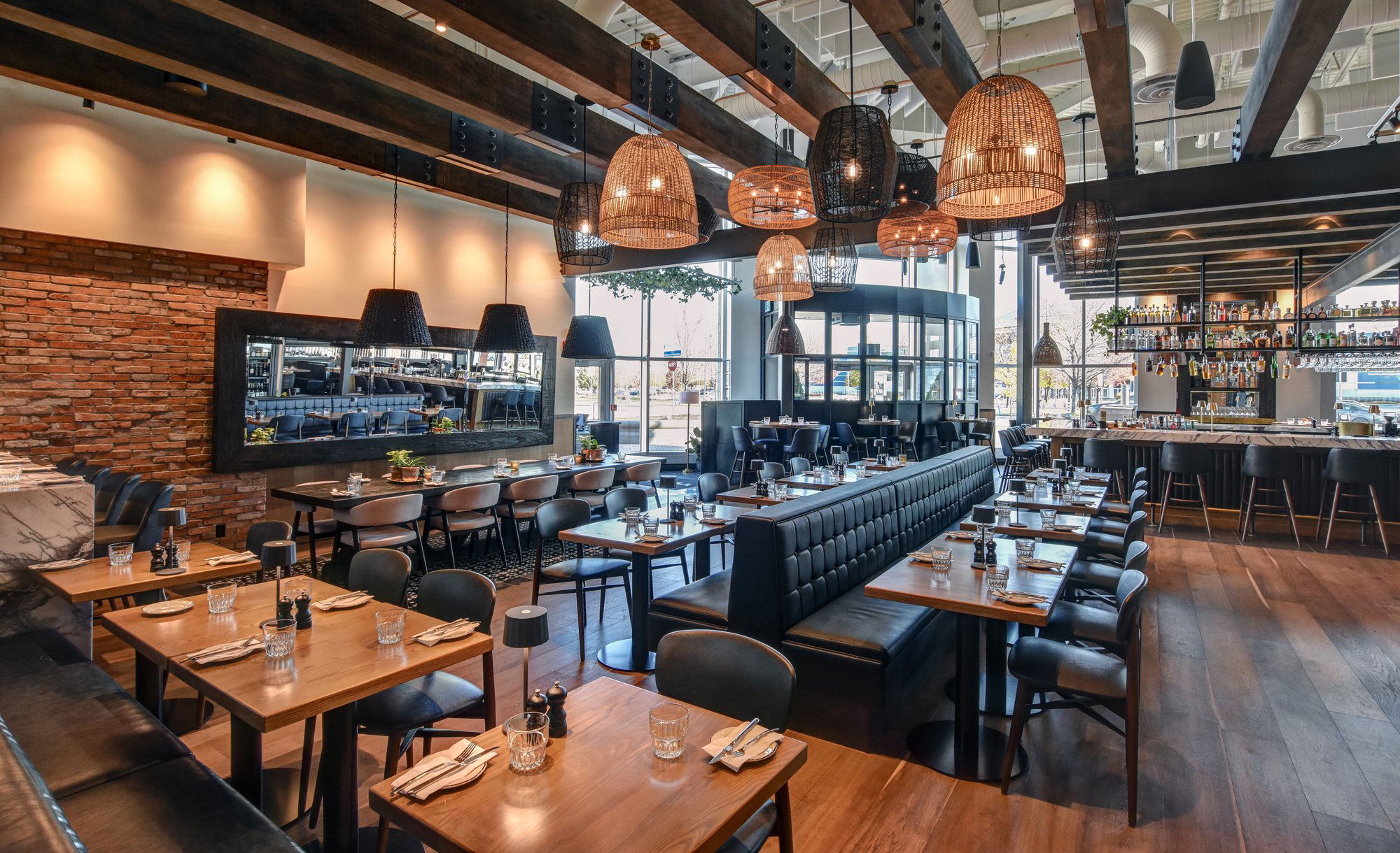 Vertigo, Restaurant in Laval