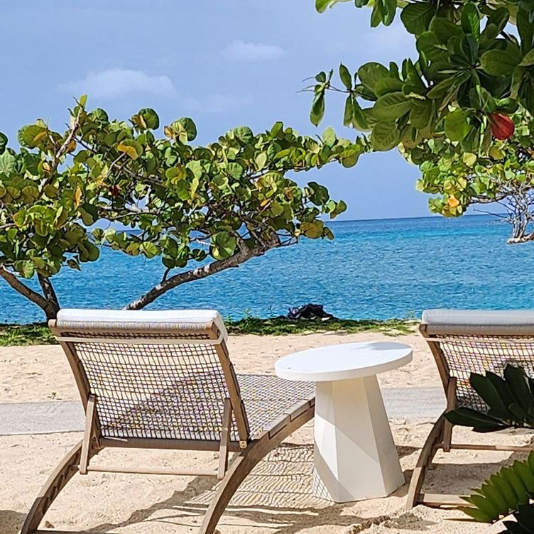 Sea and Surf Terrace & Bar restaurant in St. George's