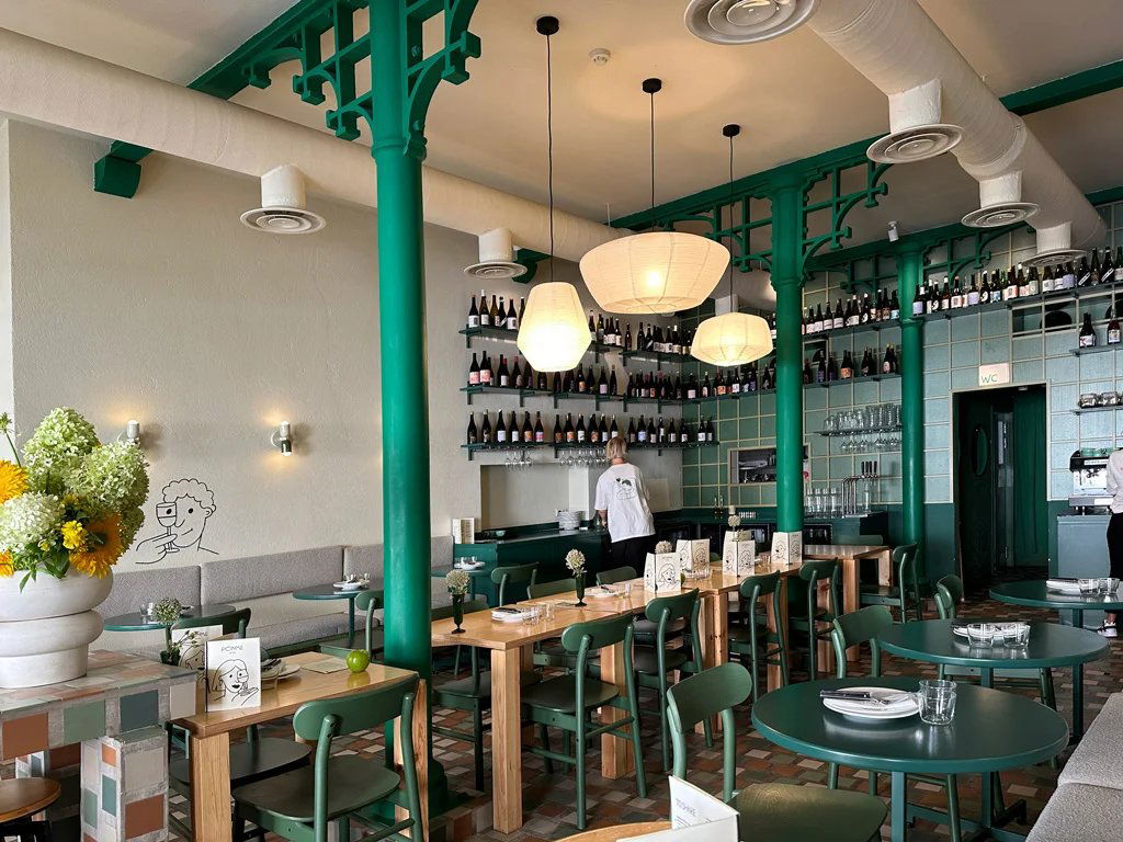 Pomme Eatery, Restaurant in Lisbon