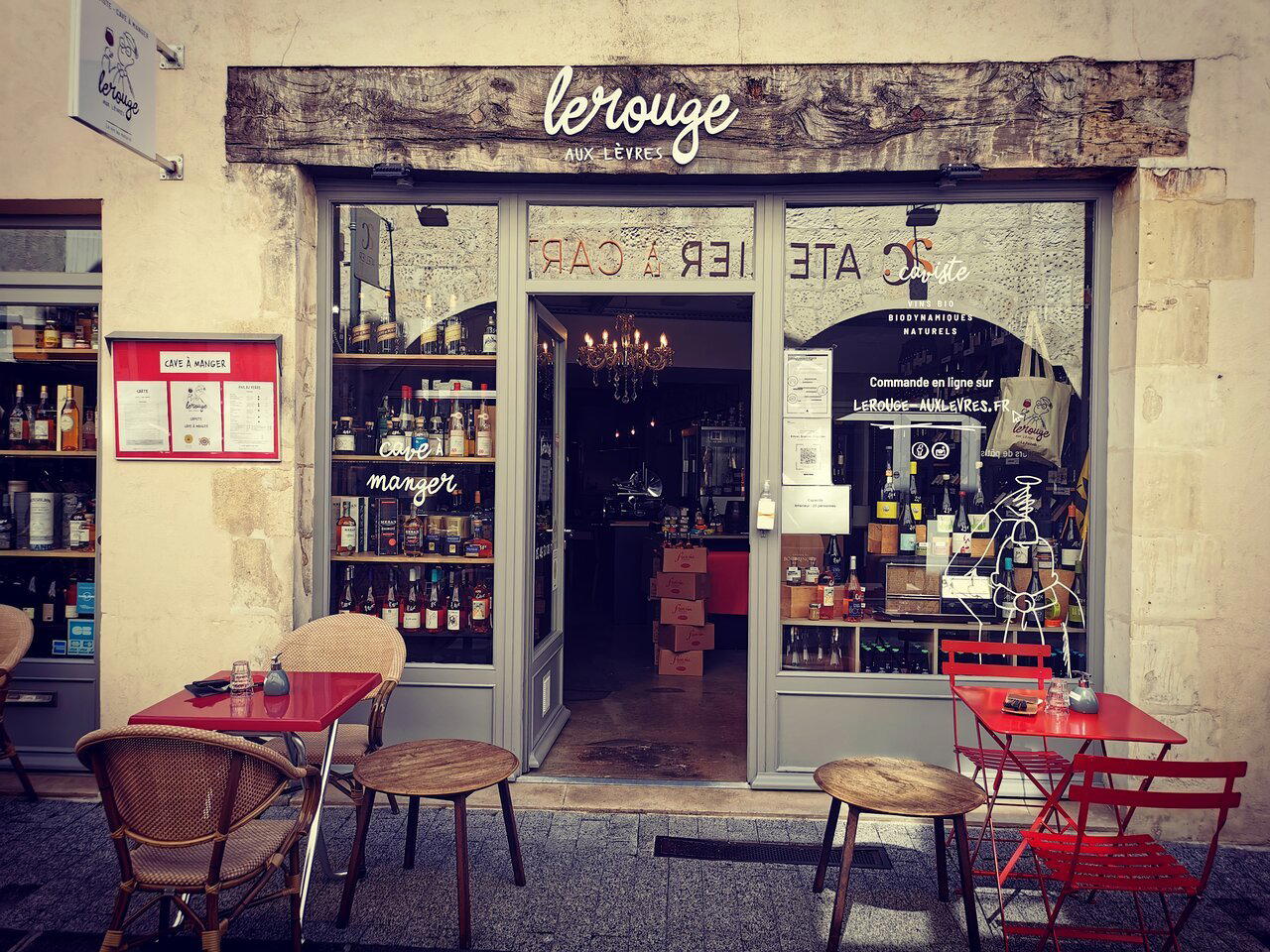 Lerouge aux Lèvres restaurant in La Rochelle, France