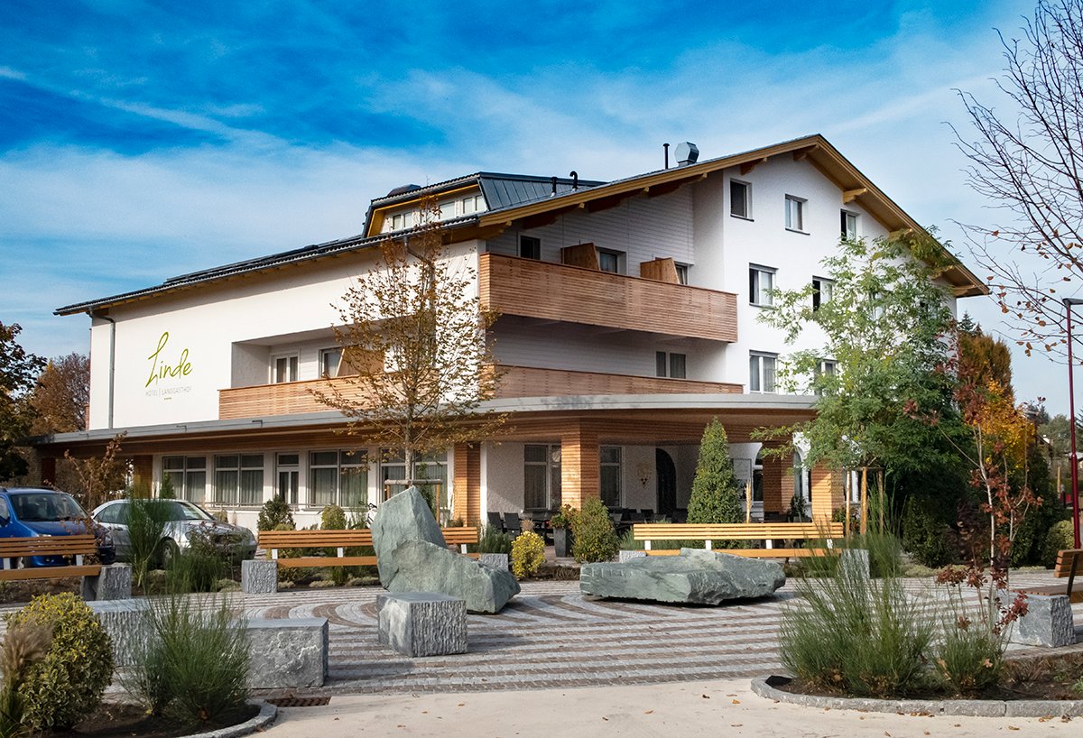 Die Linde, Hochst, Austria