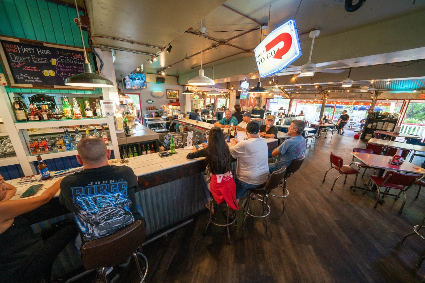 Dixie Grill BBQ & Crab Shack restaurant in Aiea, United States