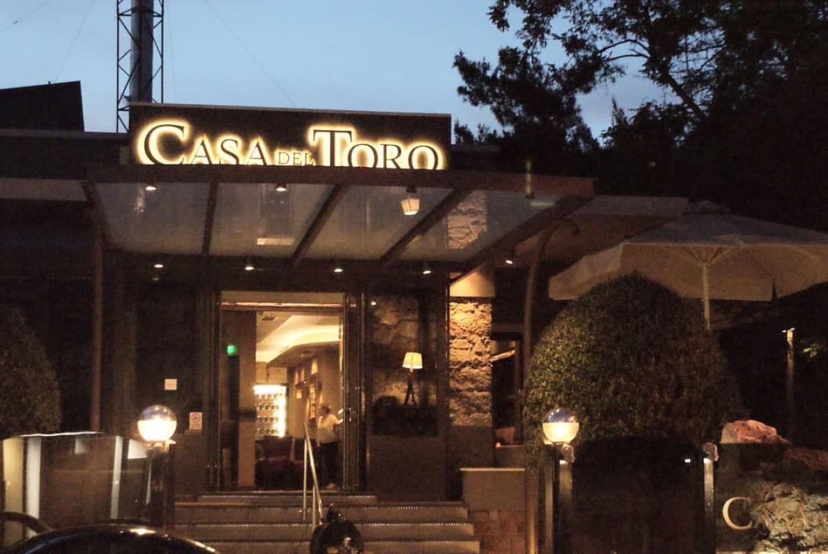 Casa del Toro, Restaurant in Chalandri