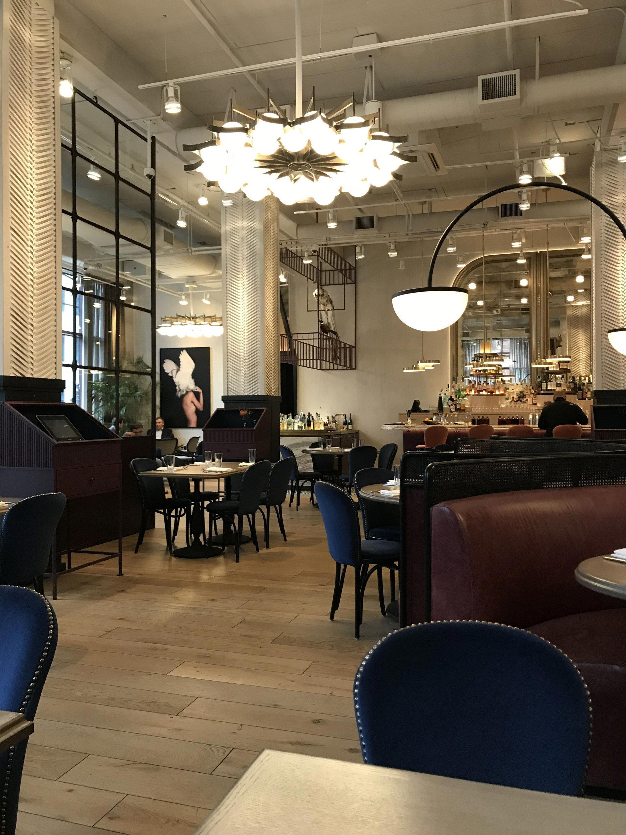Bellemore restaurant in Chicago, United States