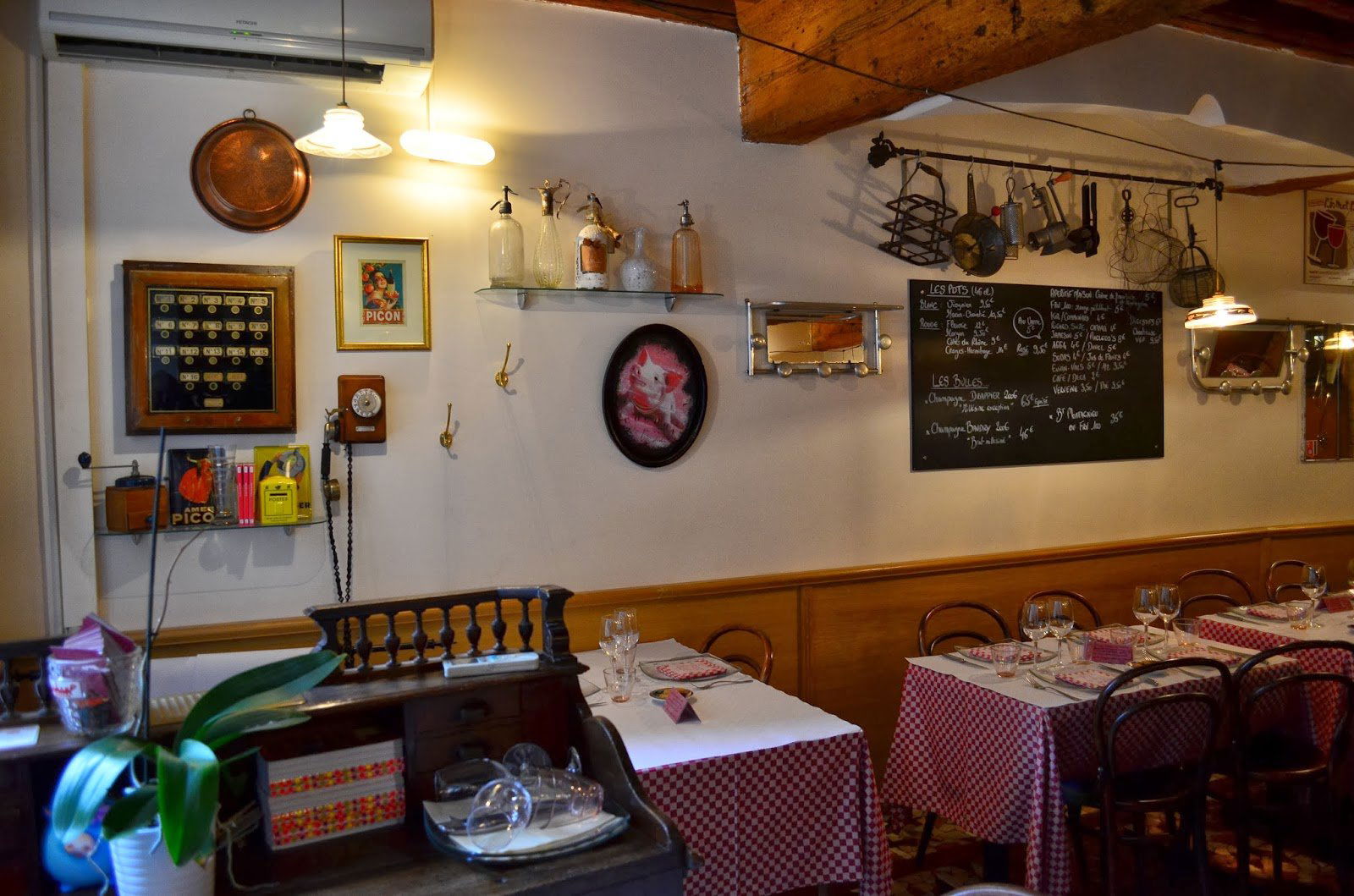 Le Bouchon des Filles, Restaurant in Lyon