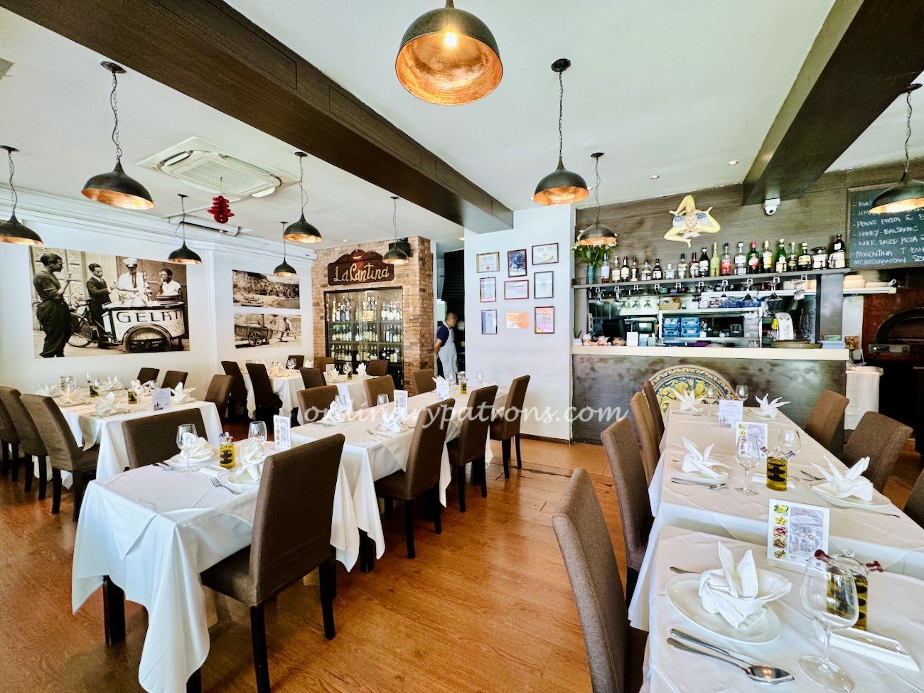 Etna Restaurant, Restaurant in Outram