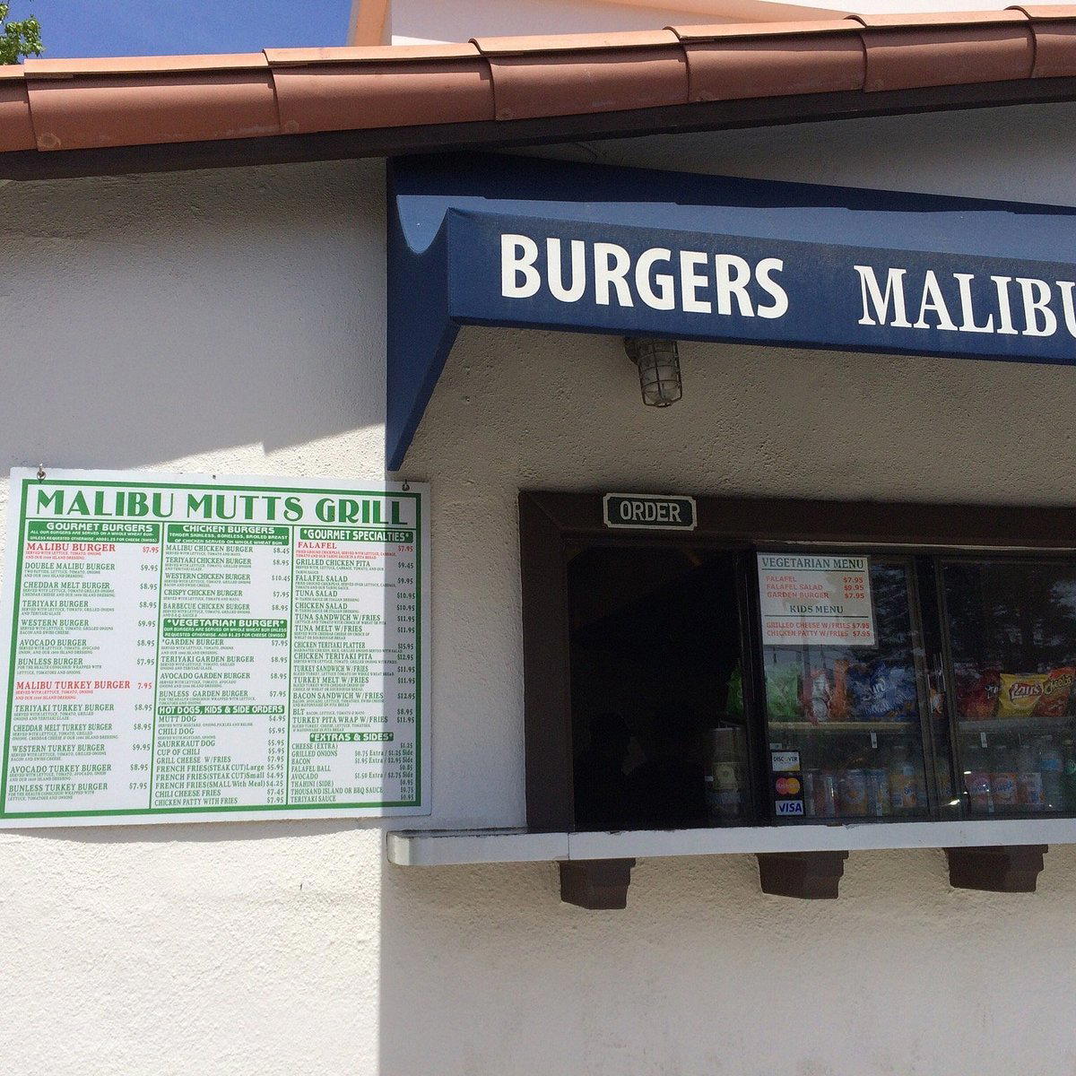 Malibu Mutts Grill restaurant in Malibu, United States