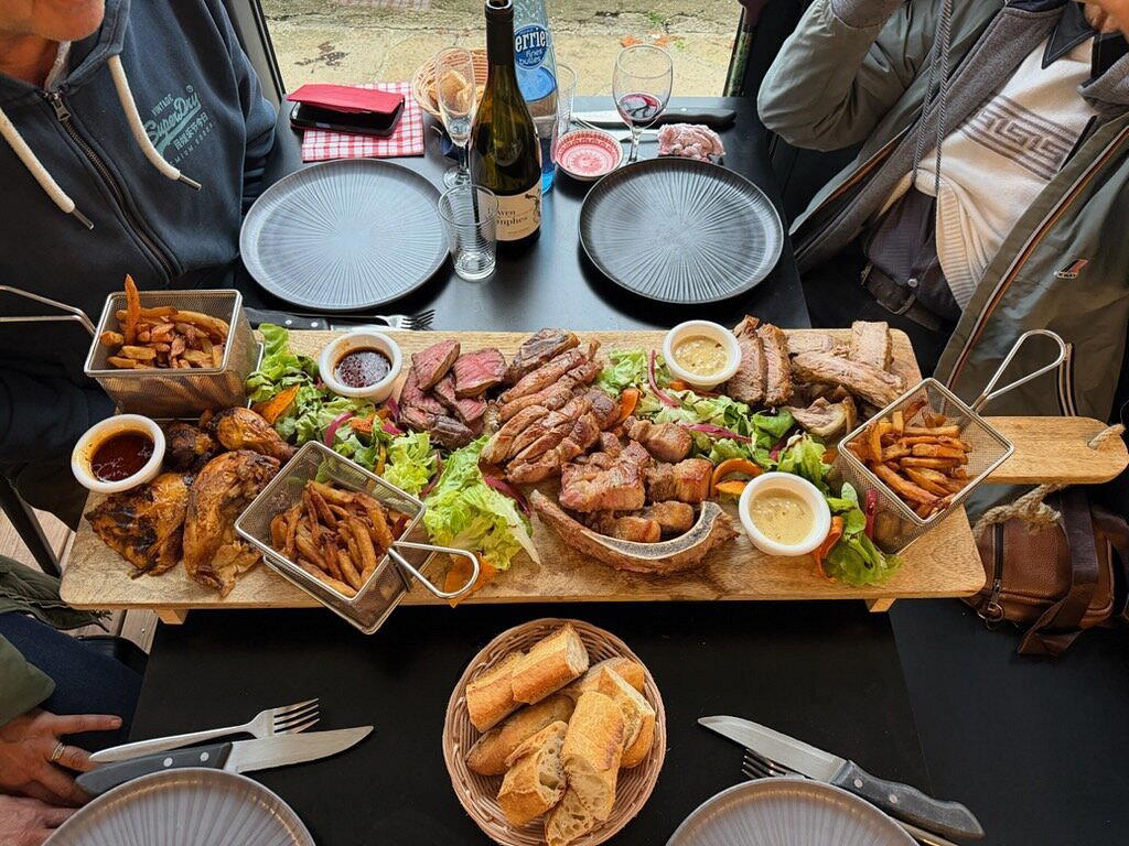 Brasserie le Donjon restaurant in Les Matelles, France