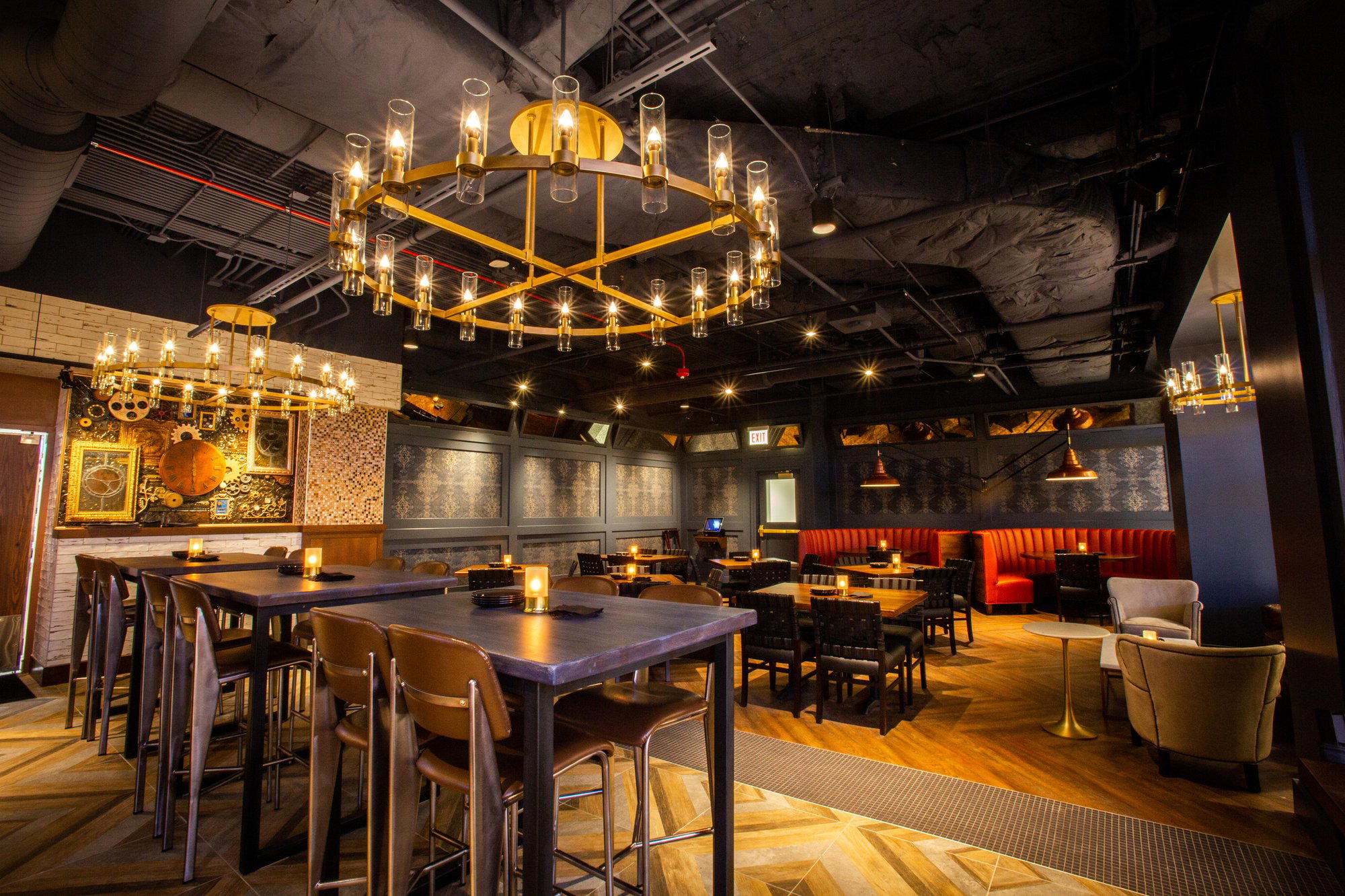 90th Meridian restaurant in Chicago, United States