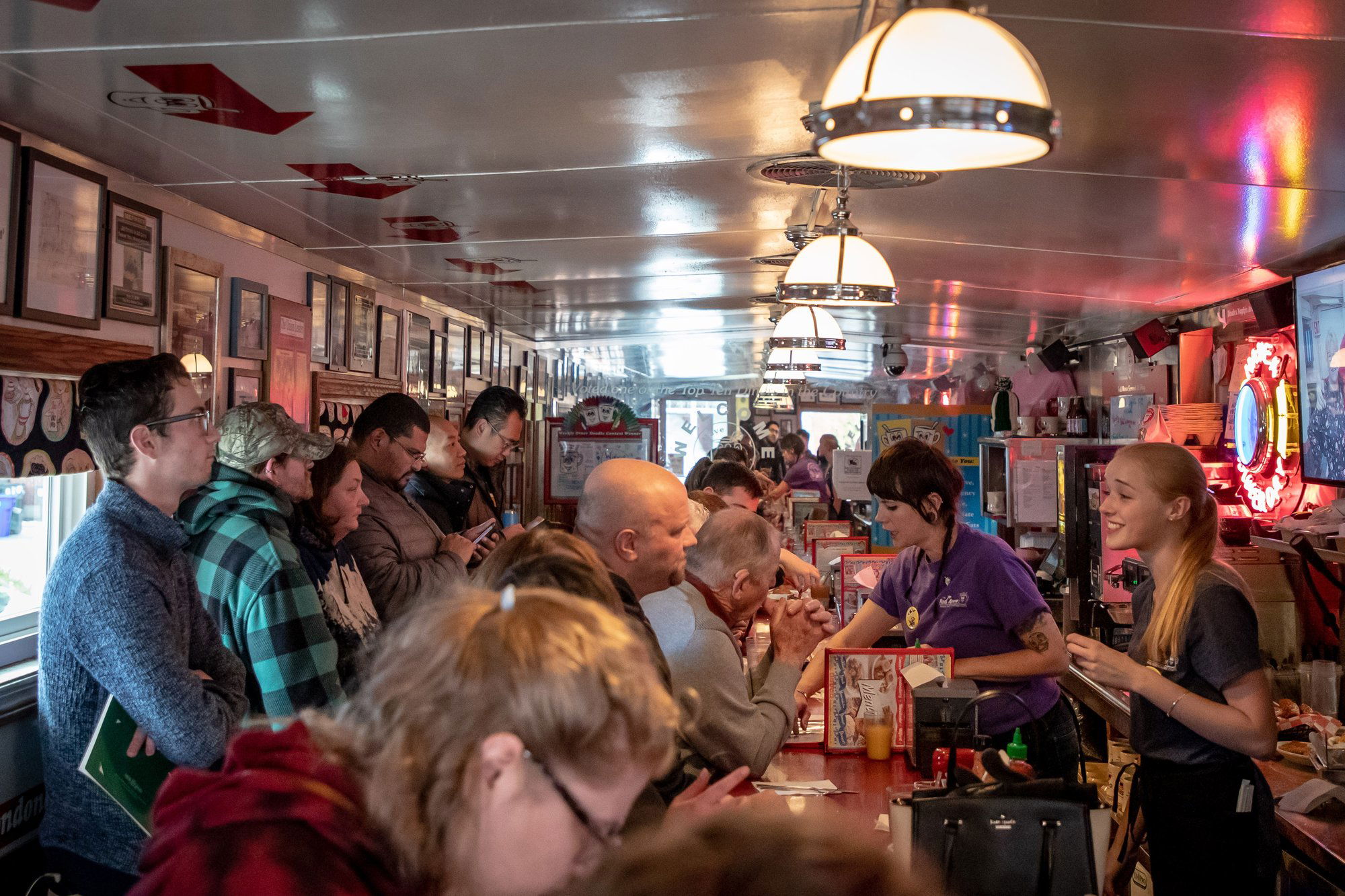 Red Arrow Diner, Restaurant in Manchester
