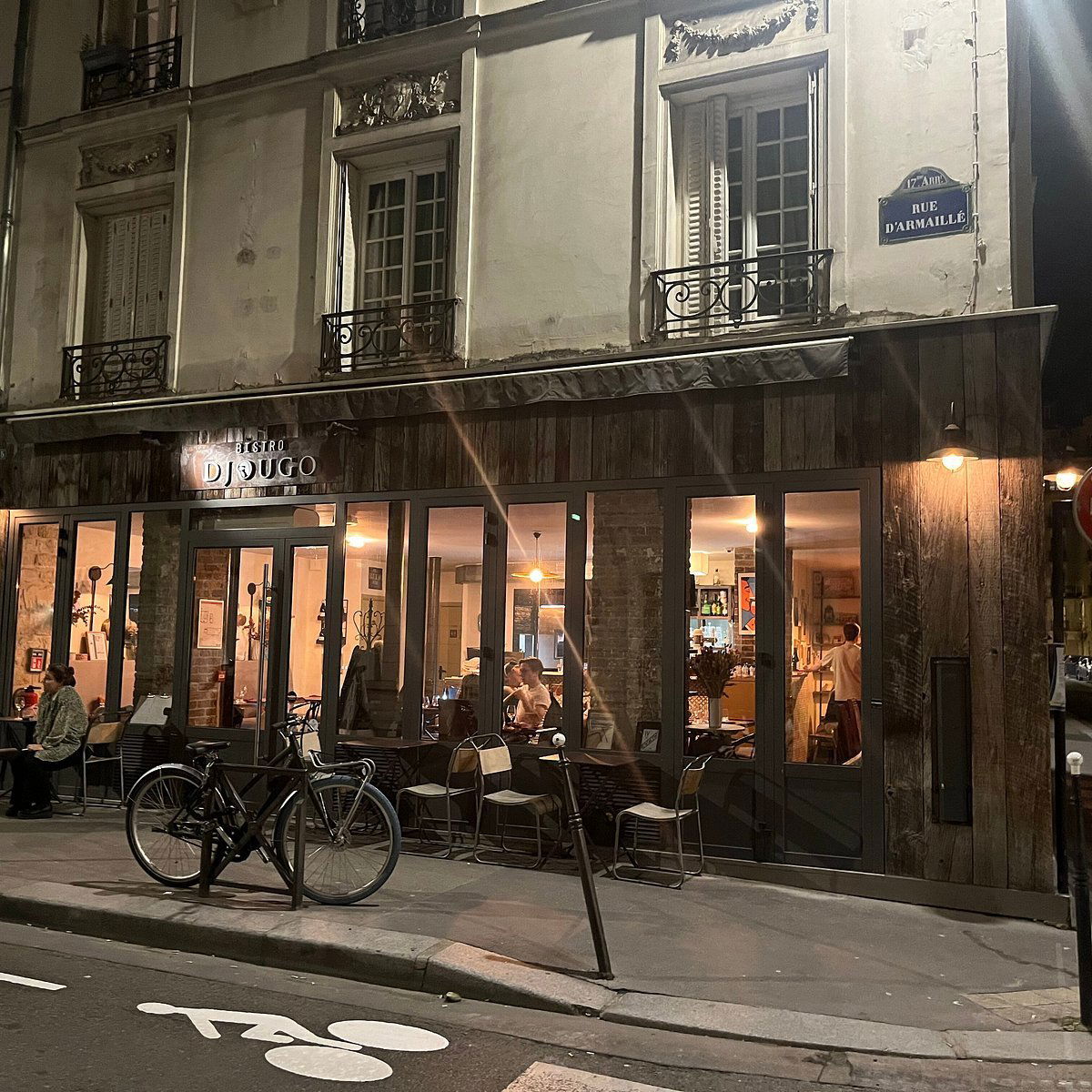 Bistro Djougo, Restaurant in Paris