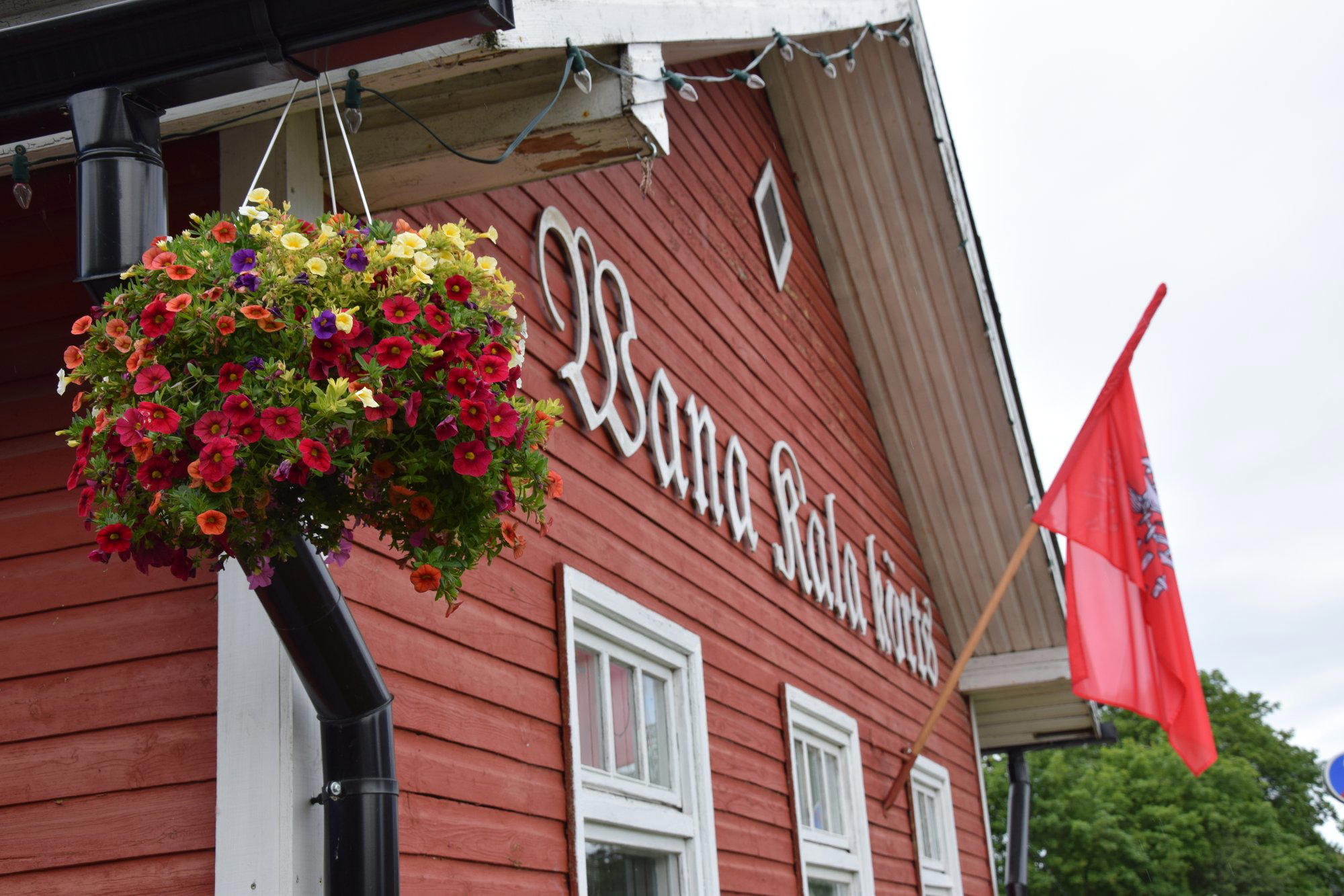 Wana Kala Kõrts restaurant in Neeme