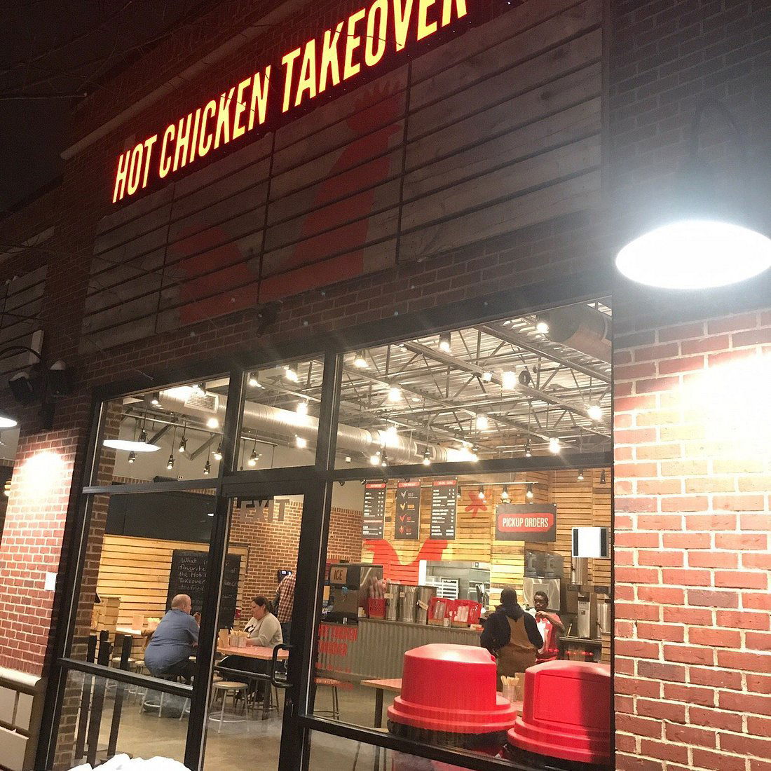 Hot Chicken Takeover, Restaurant in Columbus