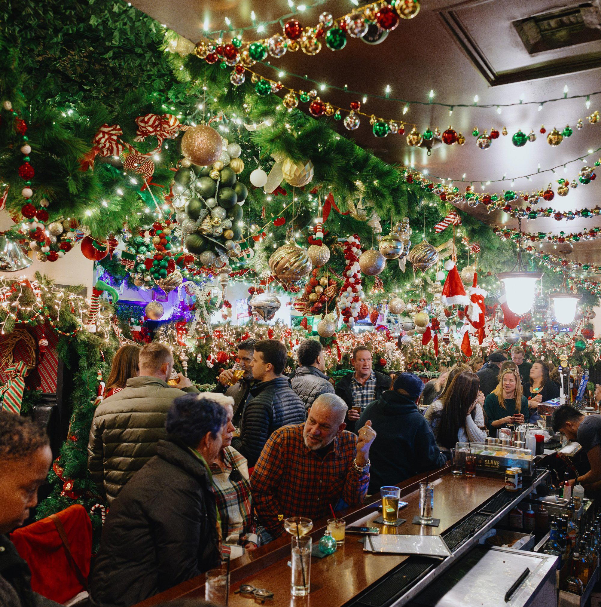 Craftsman Row Saloon restaurant in Philadelphia, United States