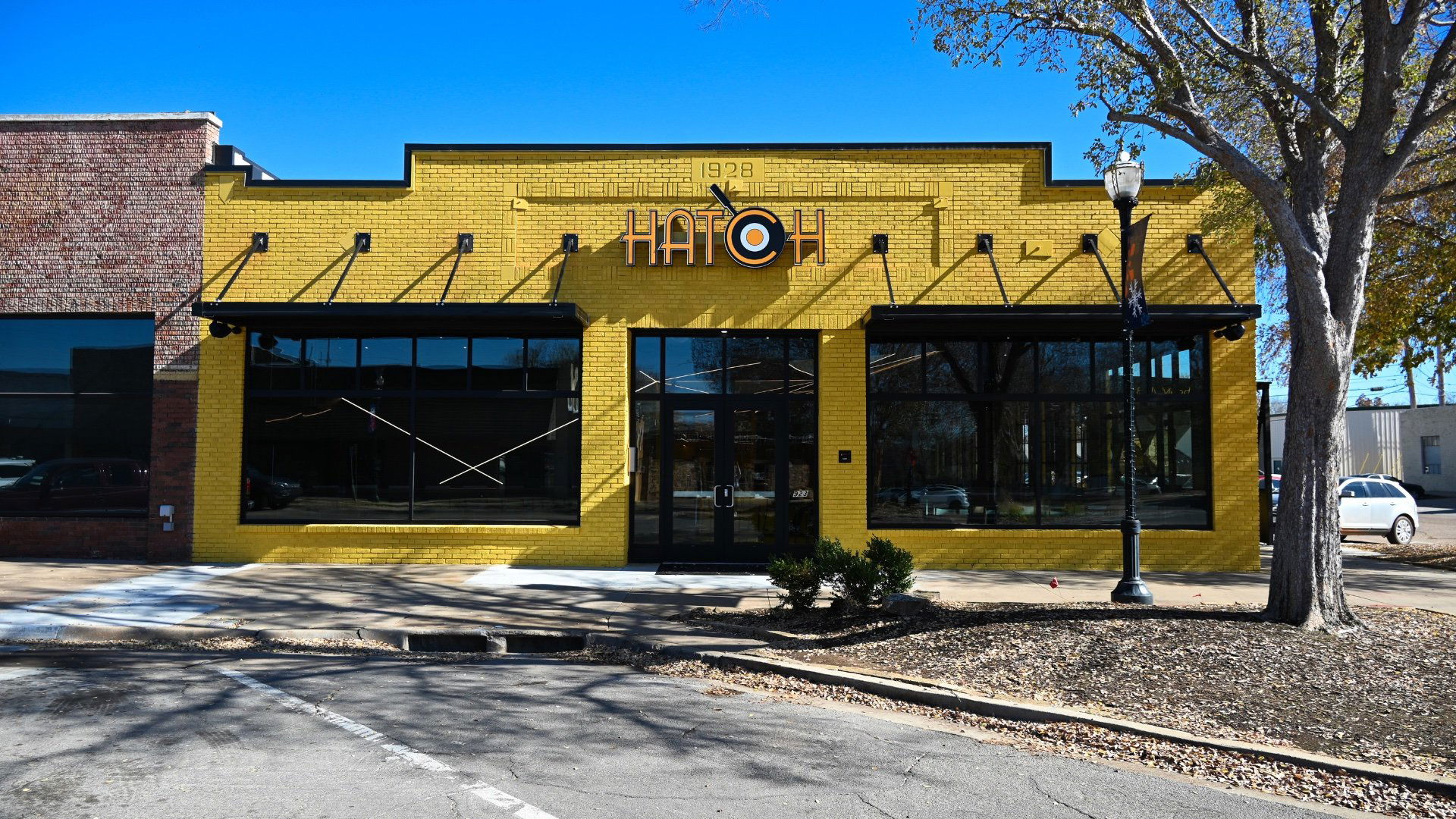 Hatch Early Mood Food – Fox Lake Edmond, Restaurant in Edmond