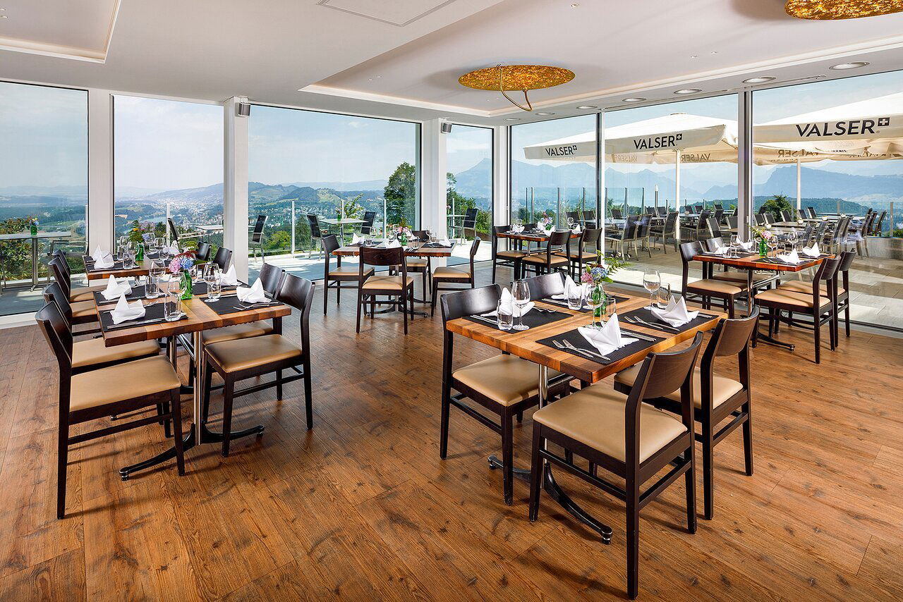 Sonnenberg le soir, Restaurant in Kriens