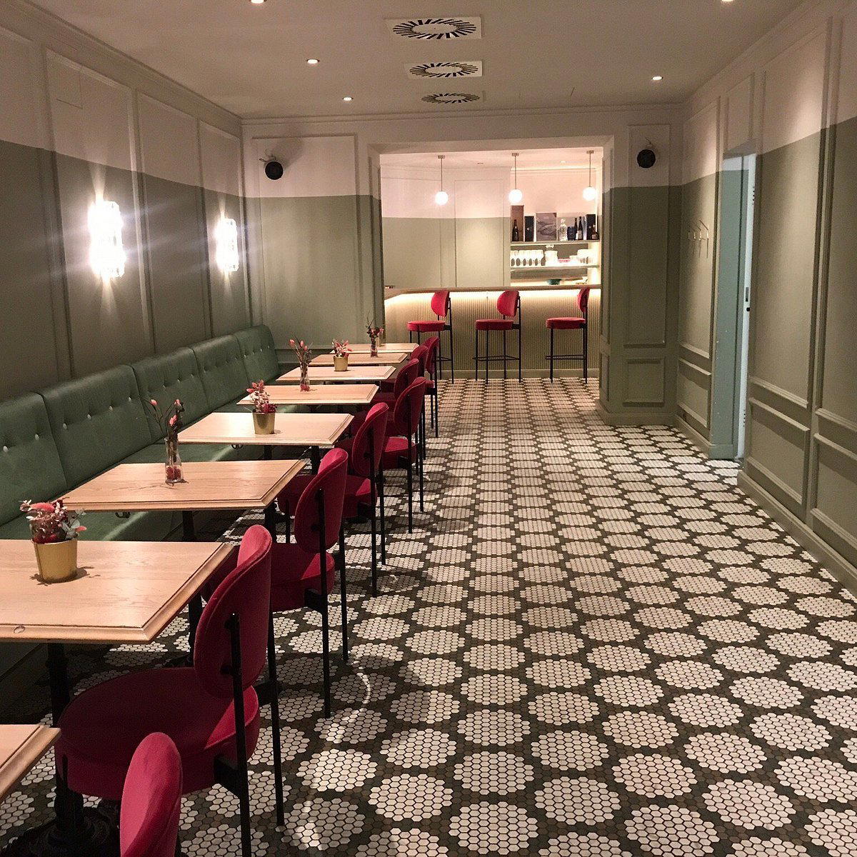 Paul & Vitos restaurant in Vienna, Austria
