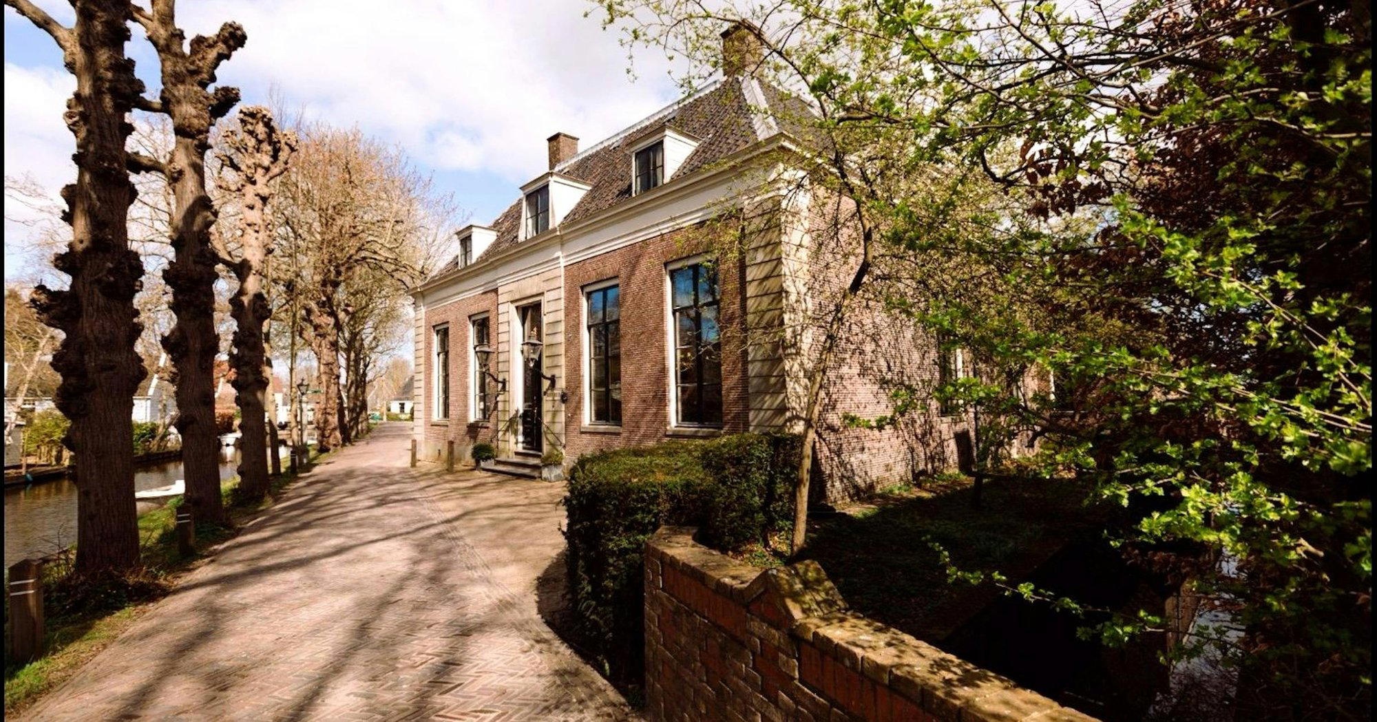 Het Broeker Huis restaurant in Broek In Waterland, Netherlands