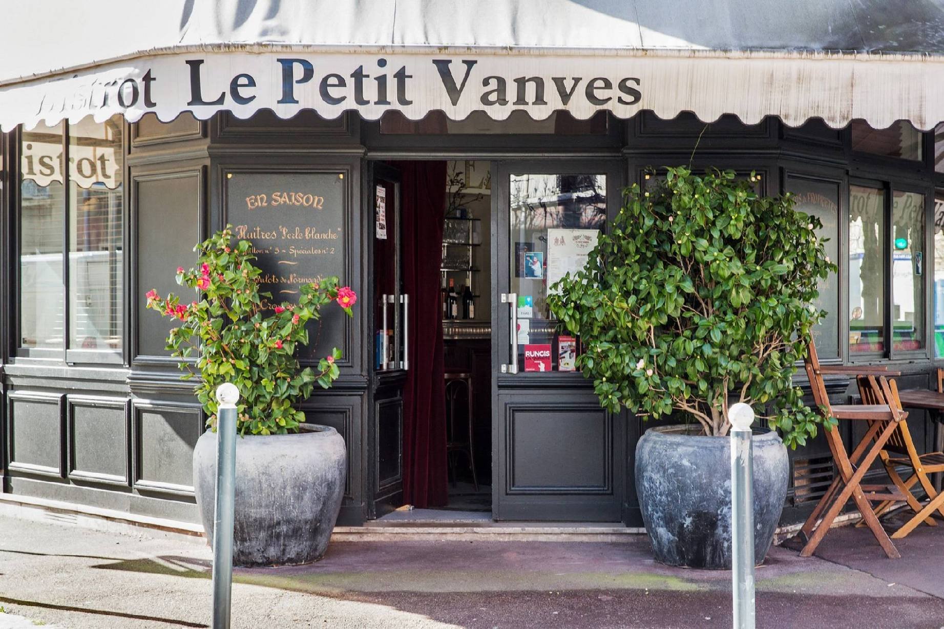 Le Petit Vanves, Restaurant in Vanves