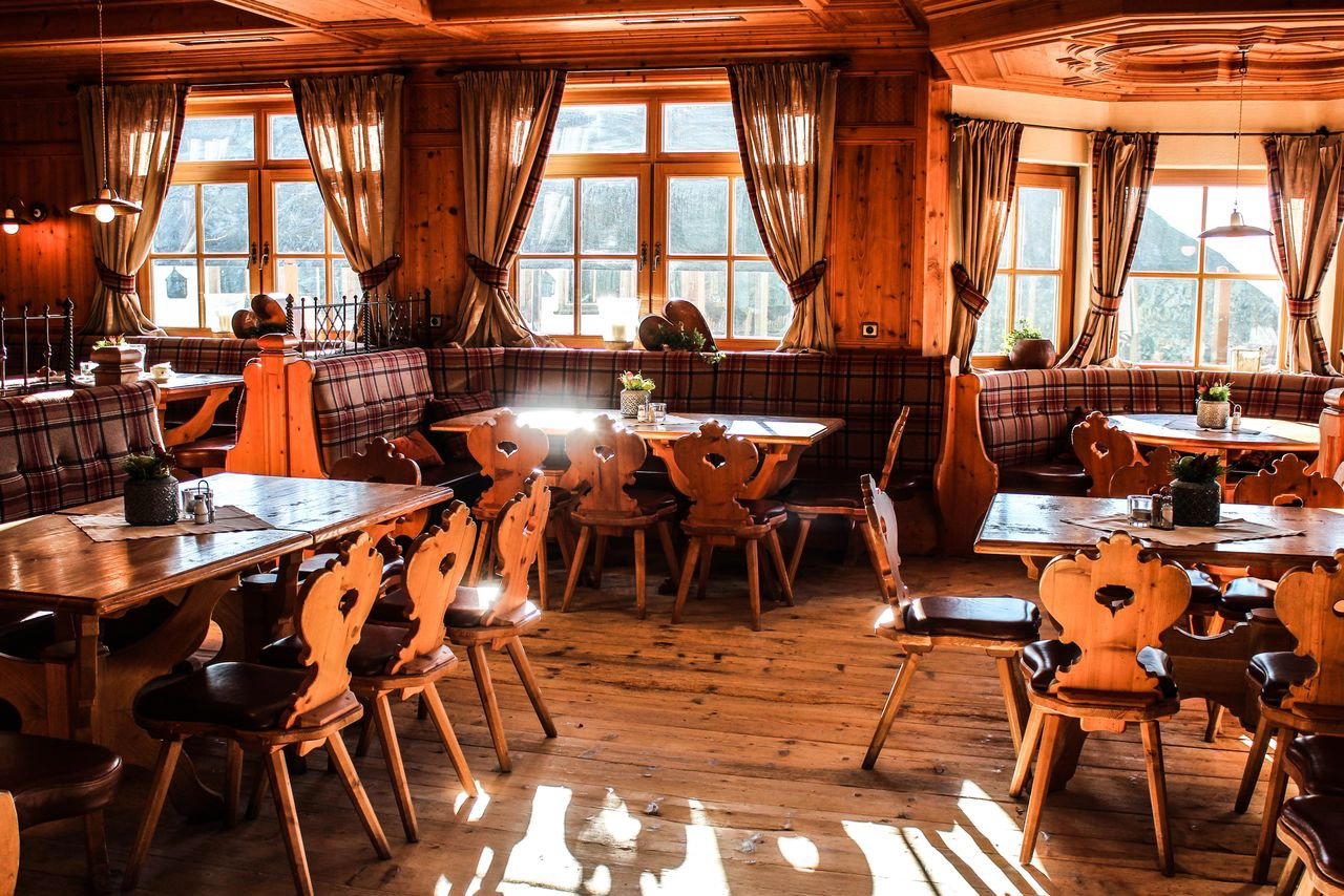 Wedelhütte restaurant in Zellberg, Austria